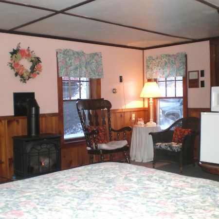 Old Red Inn & Cottagesノース・コンウェー エクステリア 写真
