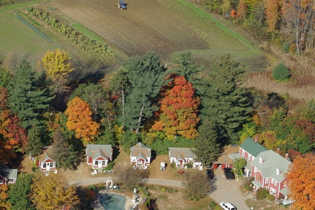 Old Red Inn & Cottagesノース・コンウェー エクステリア 写真