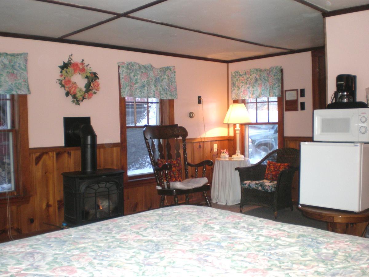 Old Red Inn & Cottagesノース・コンウェー エクステリア 写真