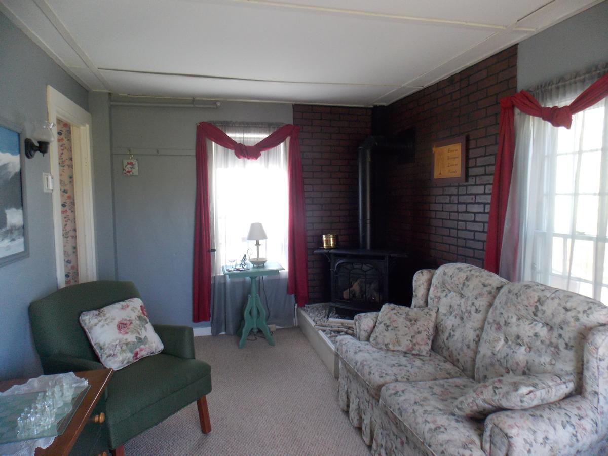 Old Red Inn & Cottagesノース・コンウェー エクステリア 写真