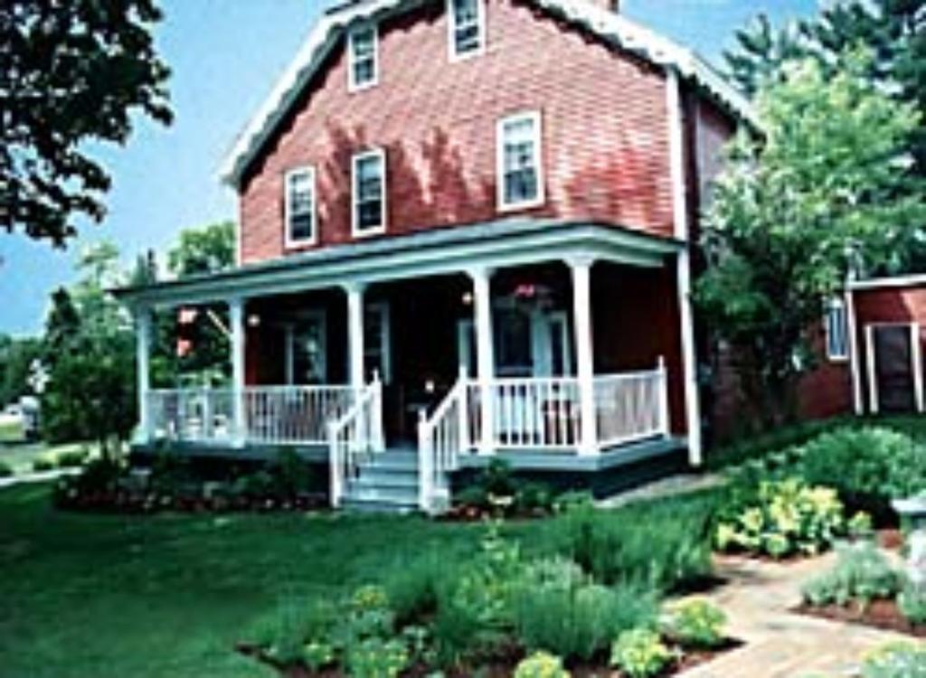 Old Red Inn & Cottagesノース・コンウェー エクステリア 写真