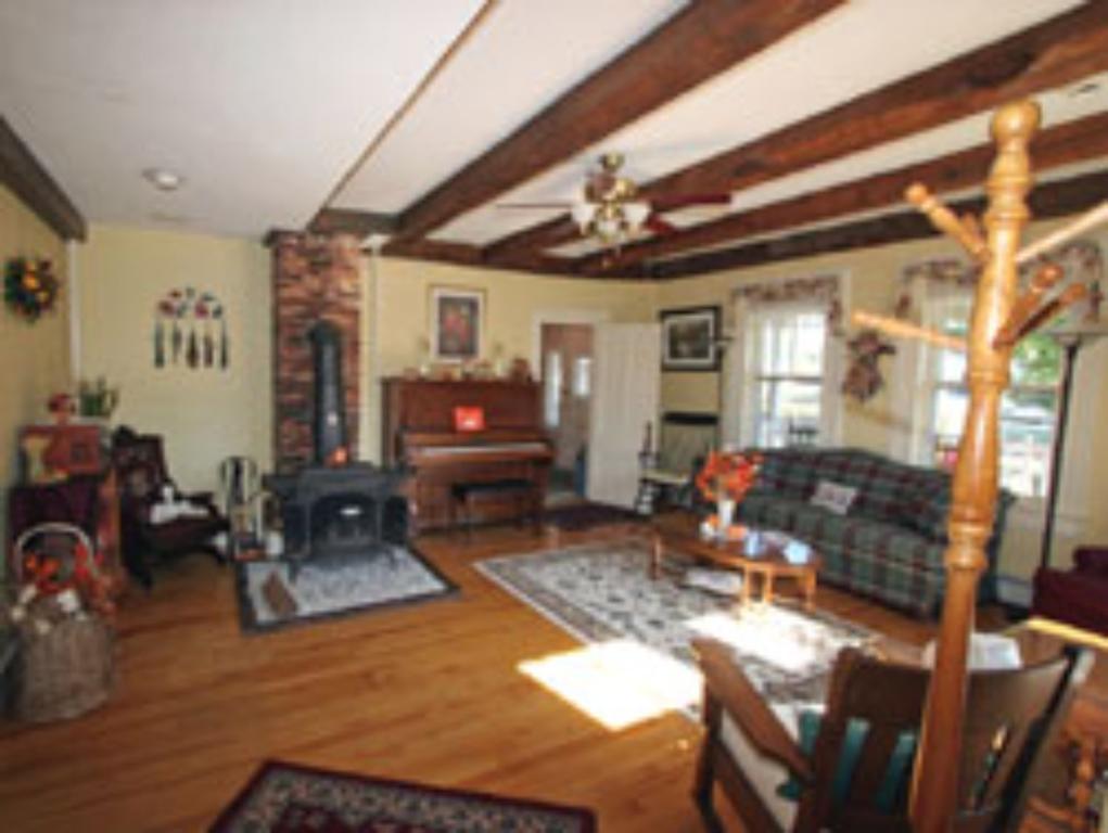 Old Red Inn & Cottagesノース・コンウェー エクステリア 写真
